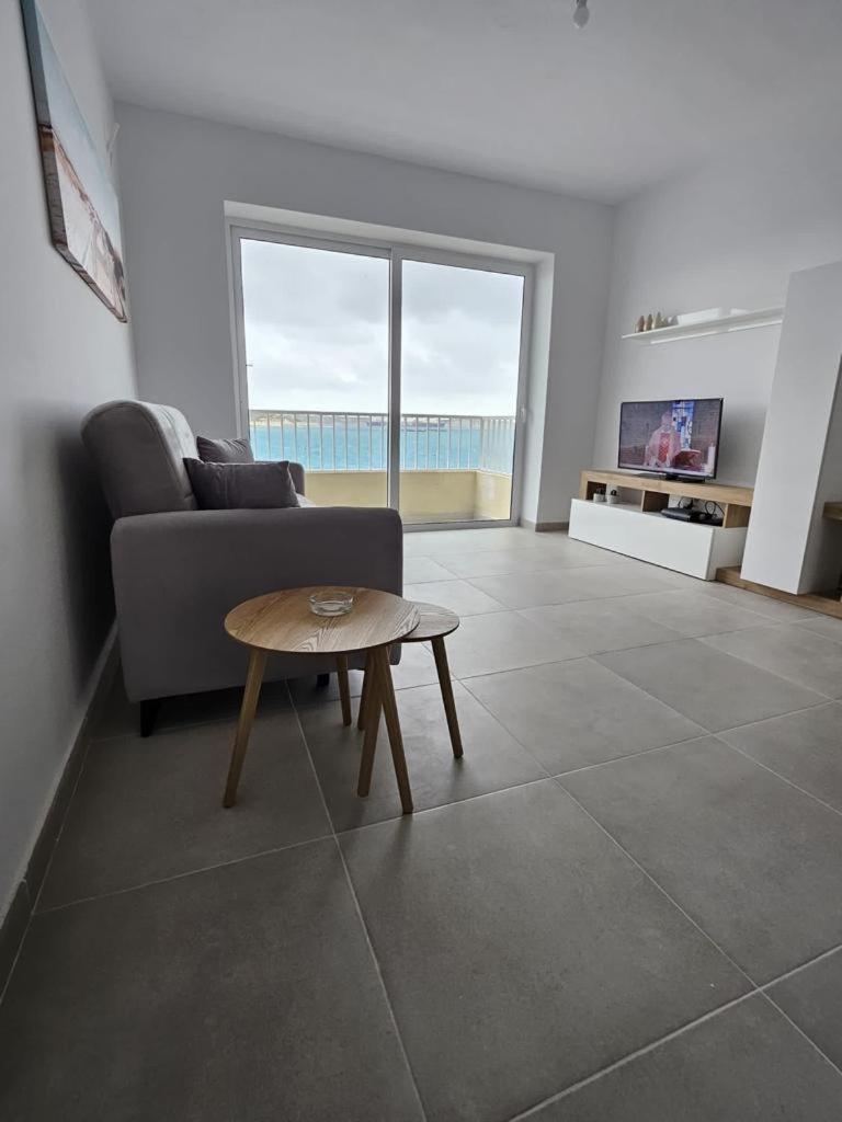 Peaceful Seafront 3br With Balcony By 360 Estates Apartment Birzebbuga